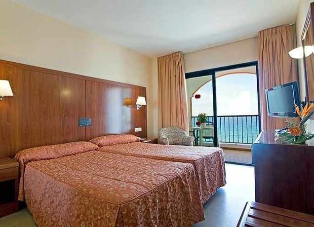 Imagen general del Hotel Perla Marina, Nerja. Foto 14