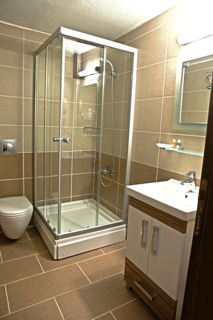 Imagen de la habitación del Hotel Perla Otel. Foto 6