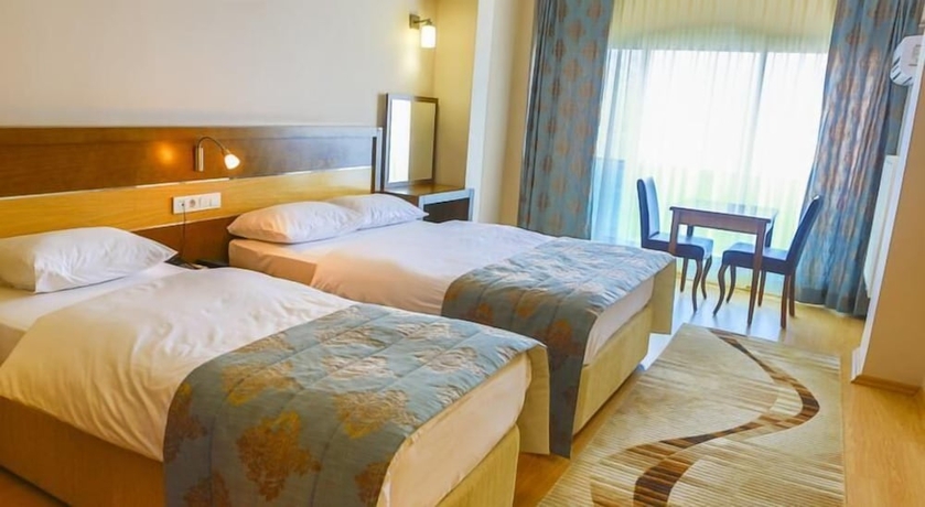 Imagen de la habitación del Hotel Perla Otel. Foto 9