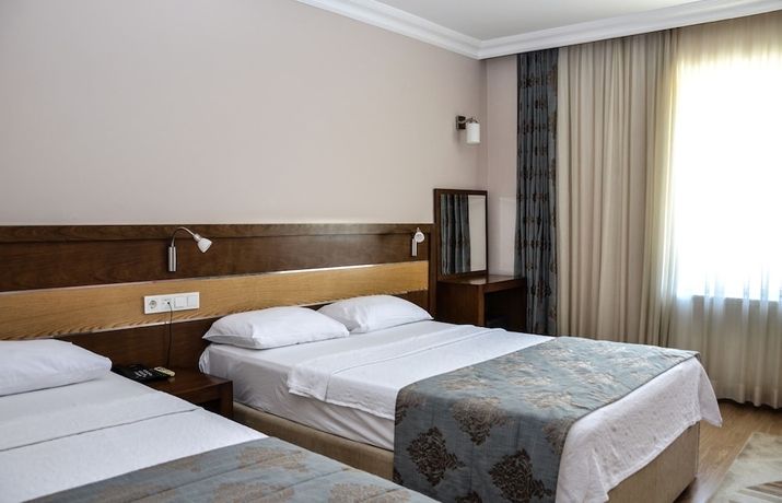 Imagen de la habitación del Hotel Perla Otel. Foto 10