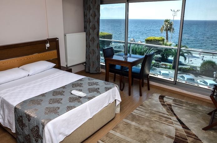 Imagen de la habitación del Hotel Perla Otel. Foto 16