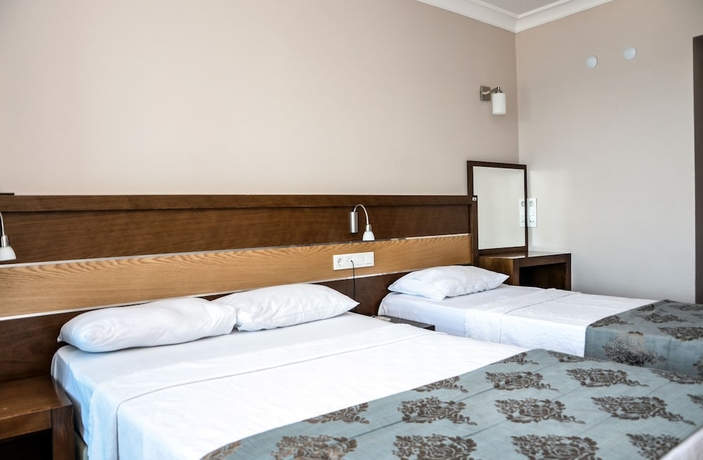 Imagen de la habitación del Hotel Perla Otel. Foto 17