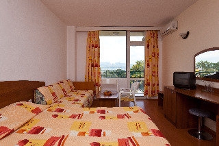 Imagen de la habitación del Hotel Perla Plaza. Foto 6