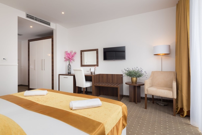 Imagen de la habitación del Hotel Perla, Rogoznica. Foto 4