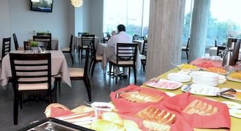 Imagen del bar/restaurante del Hotel Perla Spondylus. Foto 3