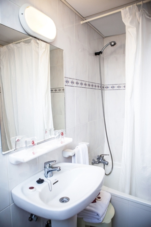 Imagen de la habitación del Hotel Perla Tenerife. Foto 9