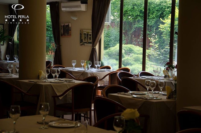 Imagen del bar/restaurante del Hotel Perla, Timisoara. Foto 3