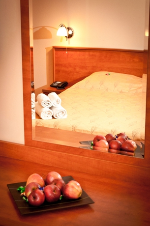 Imagen de la habitación del Hotel Perla, Timisoara. Foto 5