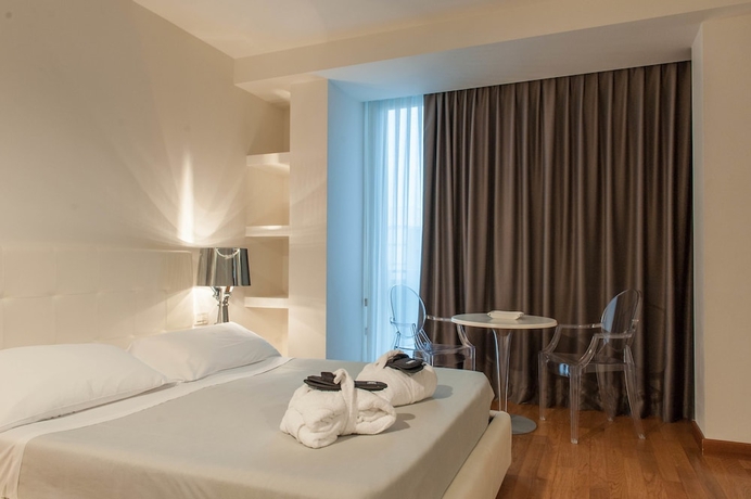 Imagen de la habitación del Hotel Perla Verde. Foto 3