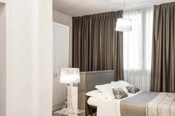 Imagen de la habitación del Hotel Perla Verde. Foto 7