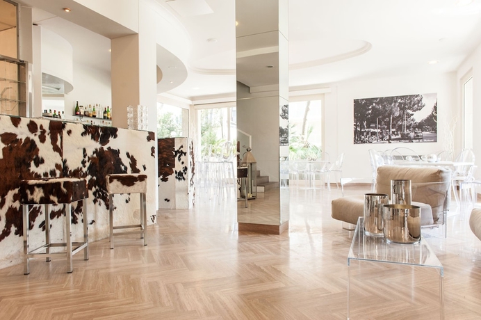 Imagen de los interiores del Hotel Perla Verde. Foto 12