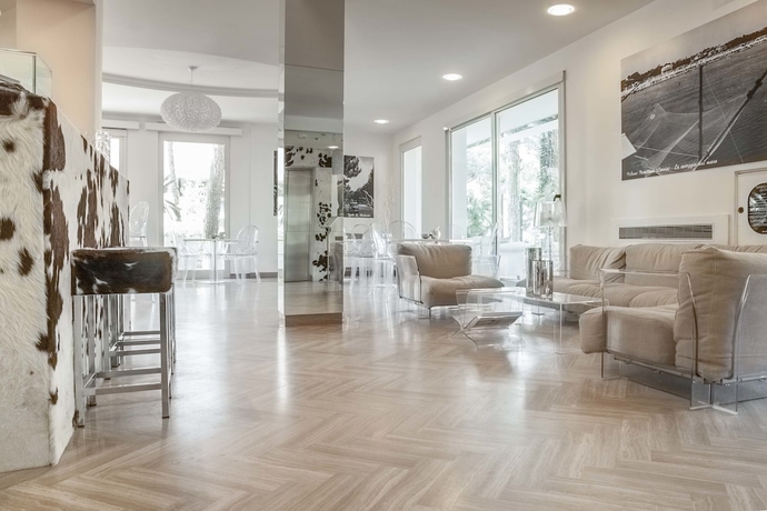 Imagen de los interiores del Hotel Perla Verde. Foto 14