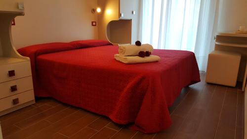Imagen general del Hotel Perla Verde, Rimini. Foto 2