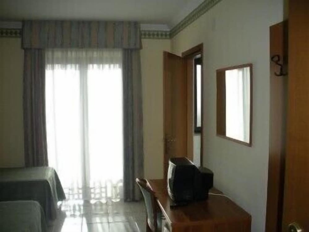 Imagen de la habitación del Hotel Perla del Gargano. Foto 4