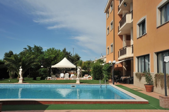 Imagen general del Hotel Perla del Gargano. Foto 1