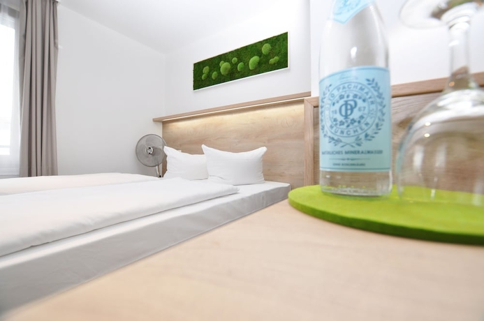 Imagen de la habitación del Hotel Perlach Allee. Foto 7