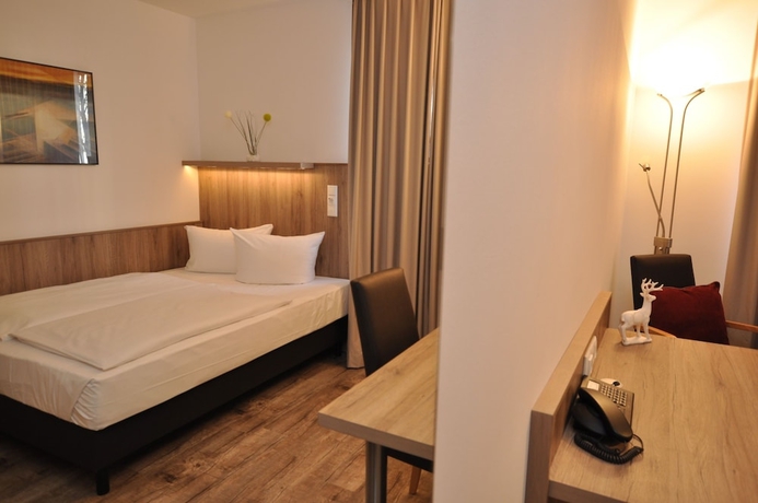 Imagen de la habitación del Hotel Perlach Allee. Foto 13