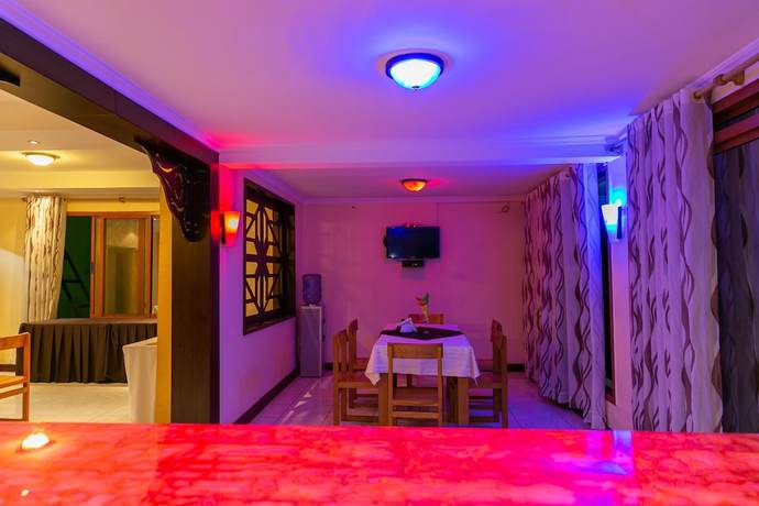 Imagen de la habitación del Hotel Perle Boutique. Foto 15