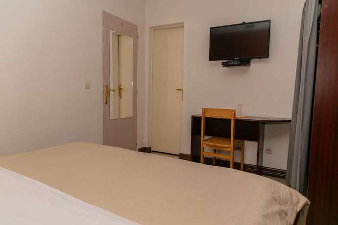 Imagen de la habitación del Hotel Perle Boutique. Foto 18
