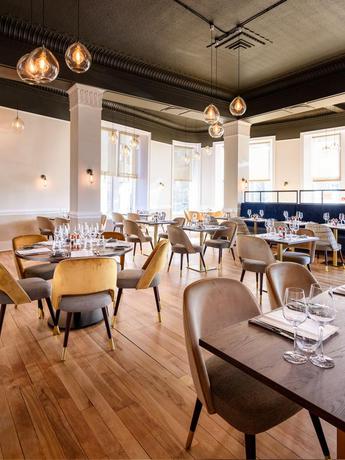 Imagen del bar/restaurante del Hotel Perle Oban and Spa. Foto 3