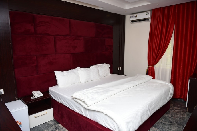 Imagen de la habitación del Hotel Perly Gate Residence. Foto 2