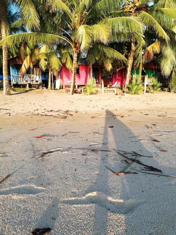 Imagen general del Hotel Permata Beach Chalet. Foto 4