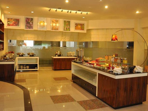 Imagen del bar/restaurante del Hotel Permata, Bogor. Foto 5