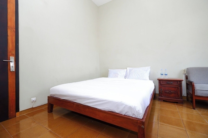 Imagen de la habitación del Hotel Permata GuestBDoctor. Foto 7