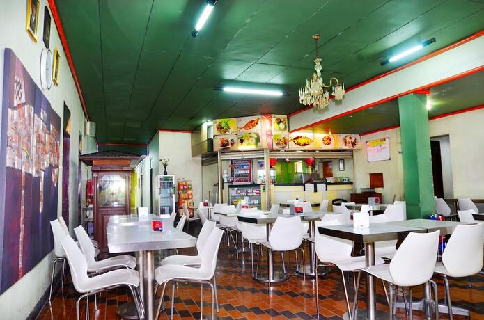 Imagen del bar/restaurante del Hotel Permata Hijau. Foto 16