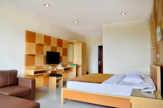 Imagen de la habitación del Hotel Permata Hijau. Foto 28