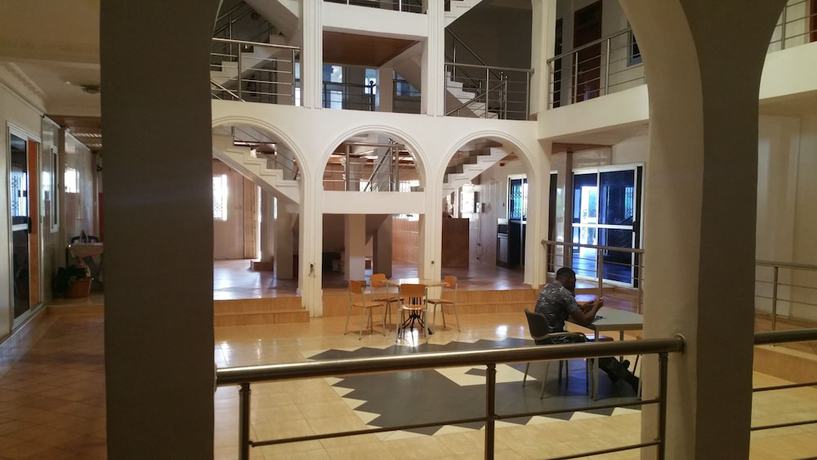 Imagen de los interiores del Hotel Permiss Ka. Foto 15