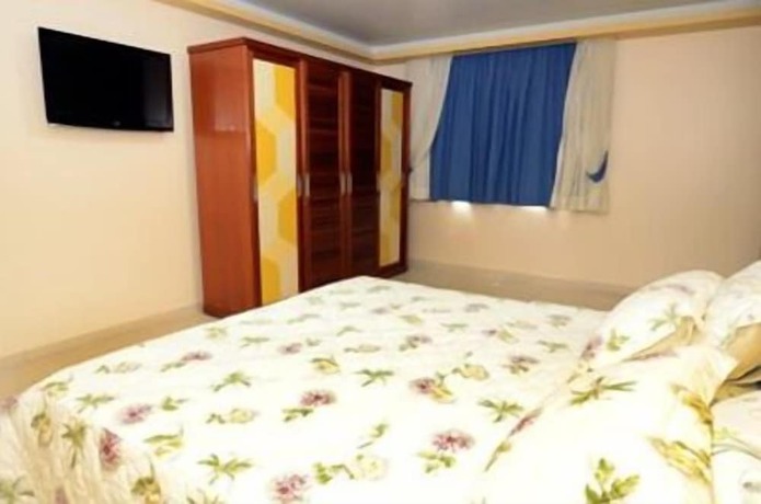 Imagen de la habitación del Hotel Perolas. Foto 9