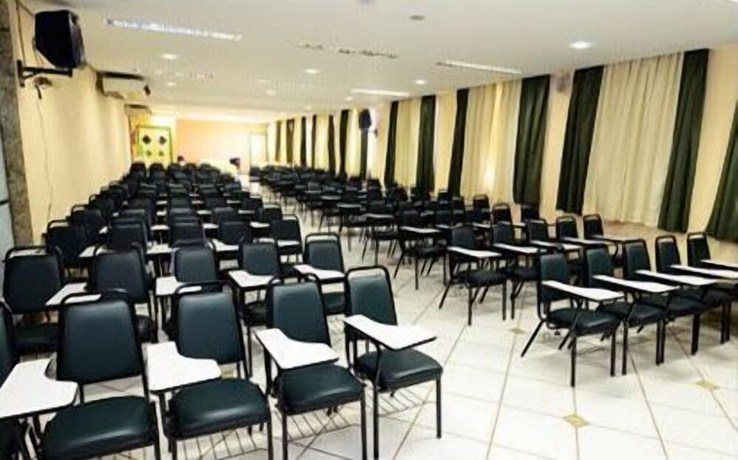 Imagen de los interiores del Hotel Perolas. Foto 17