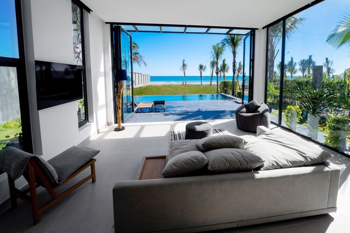 Imagen de la habitación del Hotel Perolas Villas Resort. Foto 5