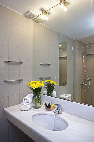 Imagen de la habitación del Hotel Perrakis. Foto 9