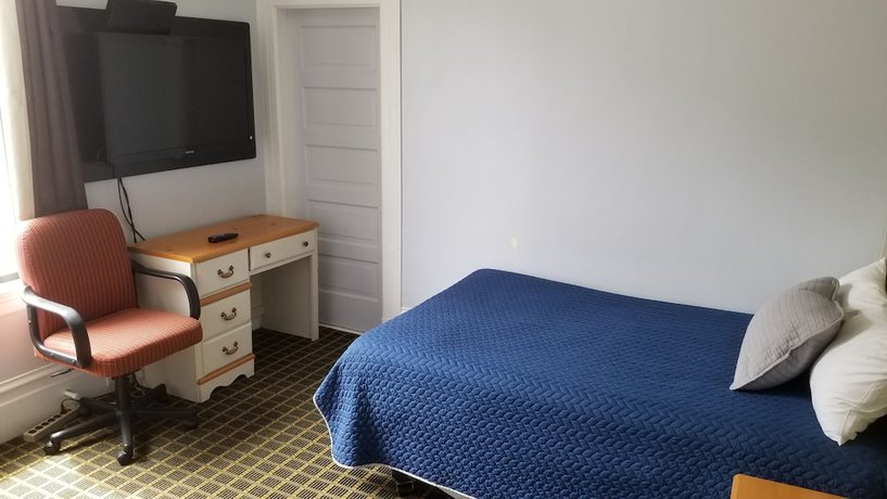 Imagen de la habitación del Hotel Perramont. Foto 11