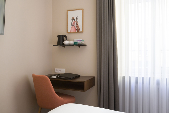 Imagen de la habitación del Hotel Perrin. Foto 15