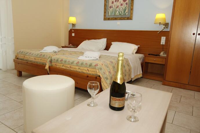 Imagen general del Hotel Perros. Foto 2