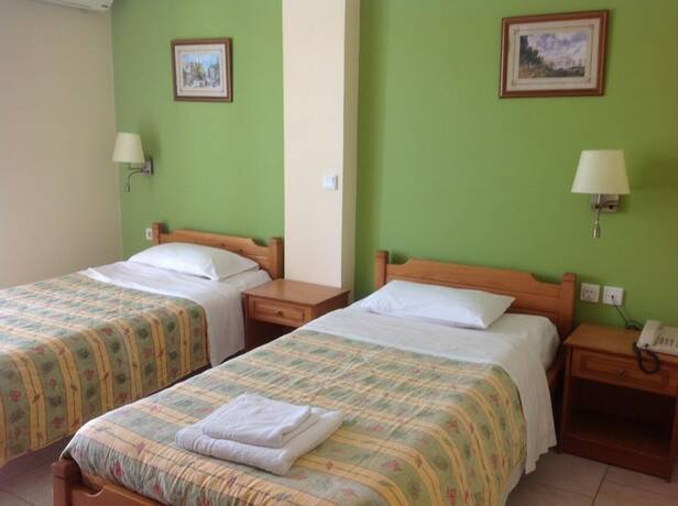 Imagen de la habitación del Hotel Perros. Foto 15