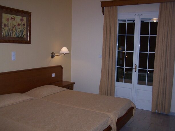 Imagen de la habitación del Hotel Perros. Foto 18