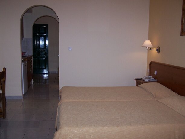 Imagen de la habitación del Hotel Perros. Foto 19