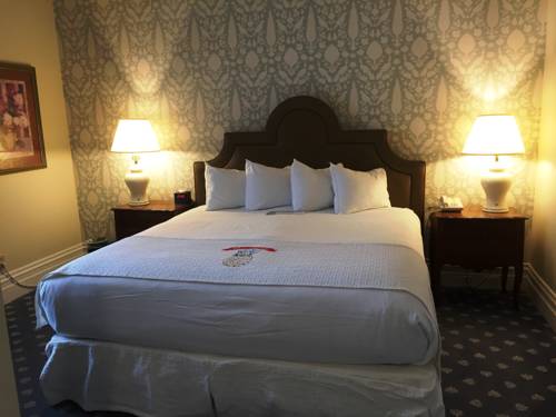 Imagen de la habitación del Hotel Perry. Foto 5