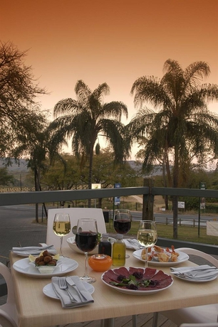 Imagen del bar/restaurante del Hotel Perry's Bridge Hollow Boutique. Foto 2