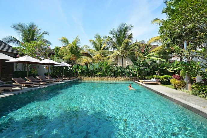 Imagen de la piscina del Hotel Pertiwi Bisma 2. Foto 11