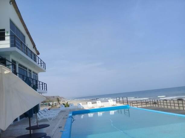 Imagen general del Hotel Peru Hosting De Punta Sal. Foto 13