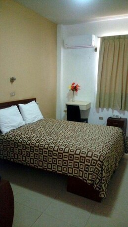 Imagen de la habitación del Hotel Peru Hosting Talara. Foto 5