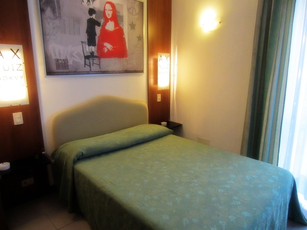 Imagen de la habitación del Hotel Perugino. Foto 9