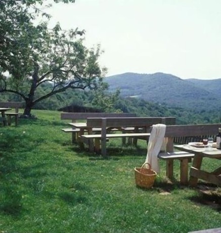 Imagen de los exteriores del Hotel Peruskenea. Foto 6