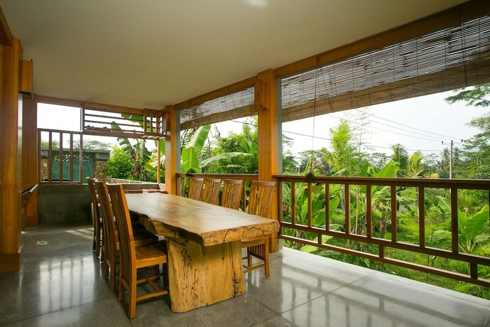 Imagen del bar/restaurante del Hotel Pesantian Villa and Warung. Foto 16