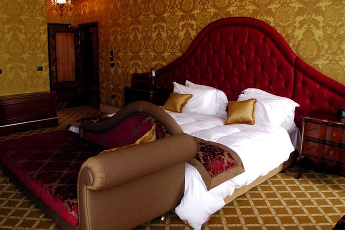 Imagen de la habitación del Hotel Pesaro Palace. Foto 6